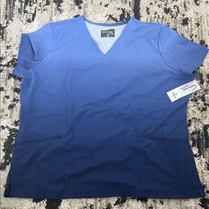 Butter soft scrub top very light comfortable.